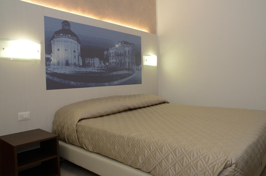 Hotel Lido Mazzini Лоано Номер фото